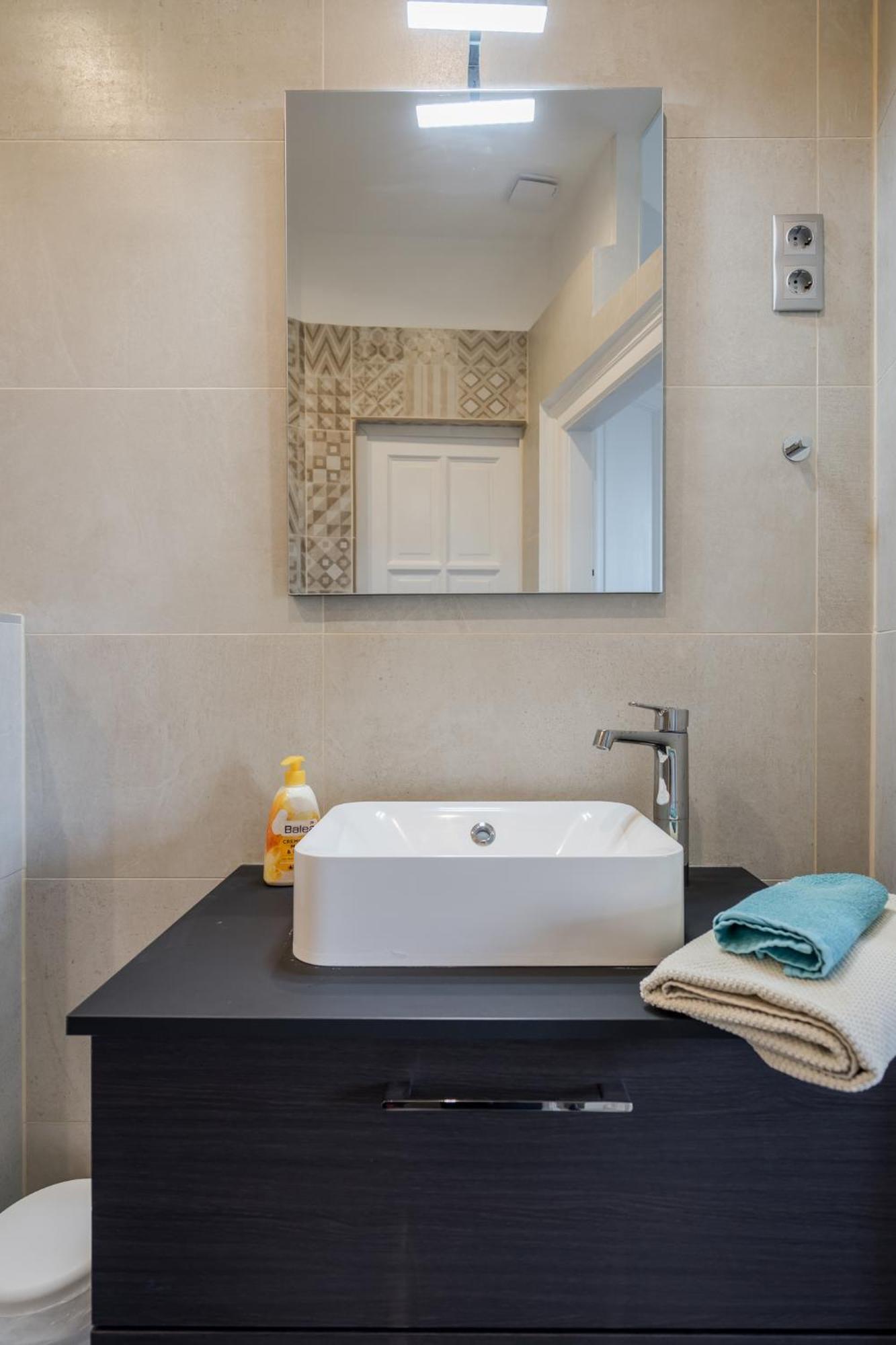 Amora Homes Luxury Basilica Breathless View-need Reservation For Free Parking Apartament
